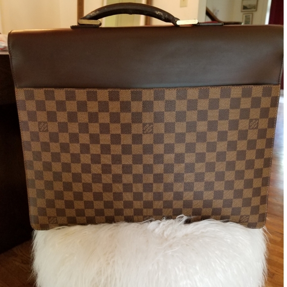 Louis Vuitton Altona Briefcase - Picture 2 of 10
